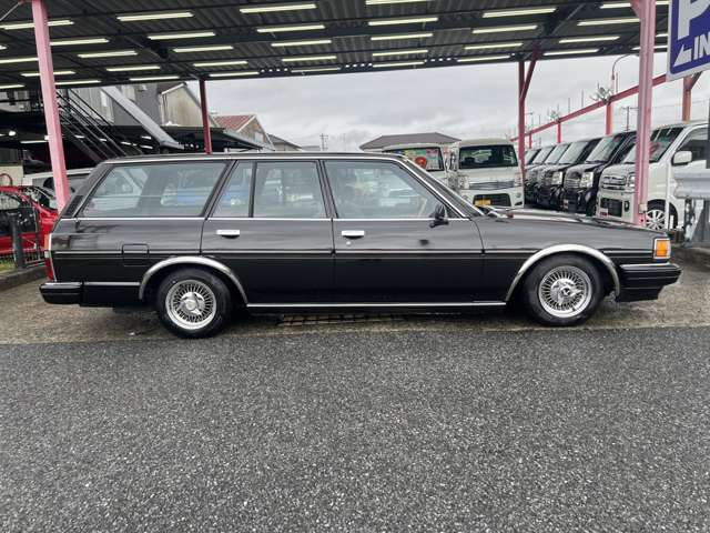 Toyota Mark II Van 7
