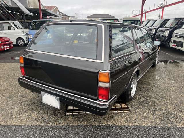 Toyota Mark II Van 8