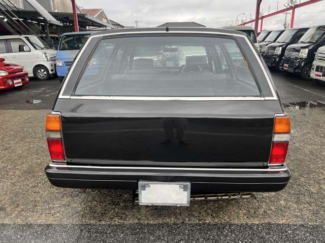 Toyota Mark II Van 9