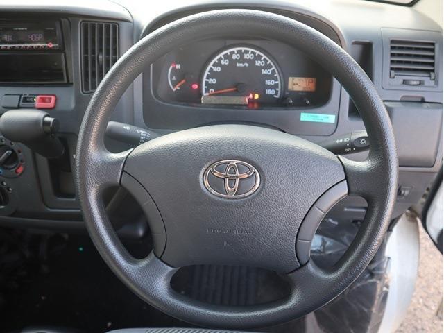 Toyota Town Ace Truck 4