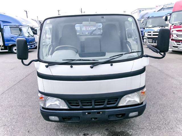 Toyota Dyna 4