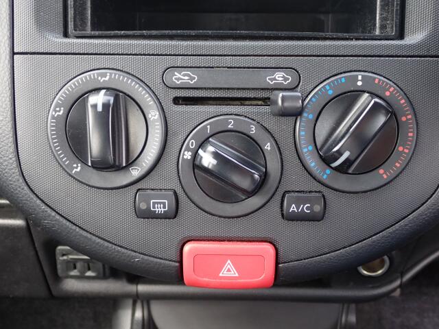 Nissan NV150 AD 11