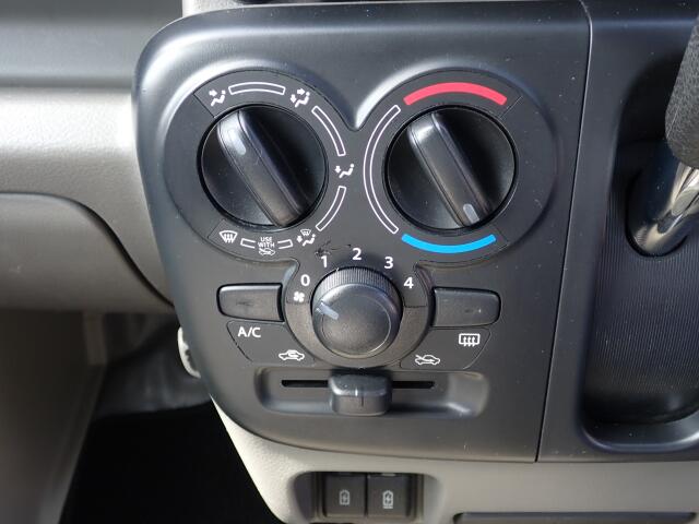 Suzuki Every 11