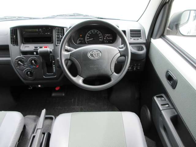 Toyota Town Ace Van 6
