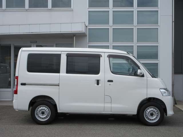 Toyota Town Ace Van 10