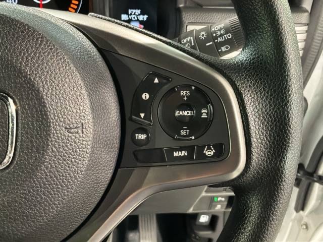 Honda N-VAN 12
