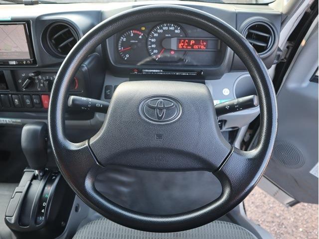 Toyota Dyna 4