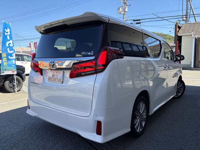 Toyota Alphard 10