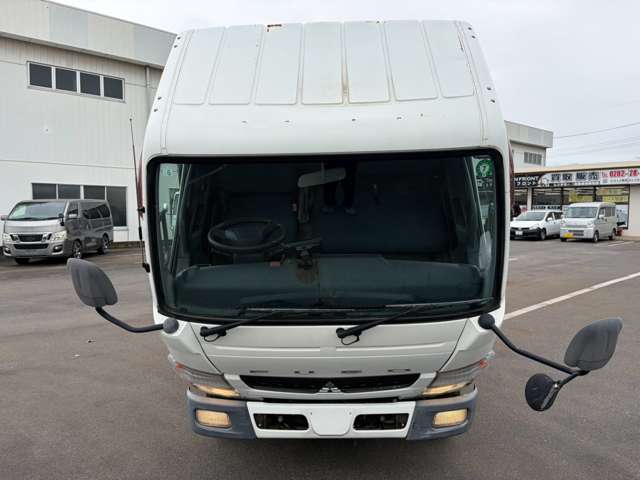 Mitsubishi Fuso Canter 6