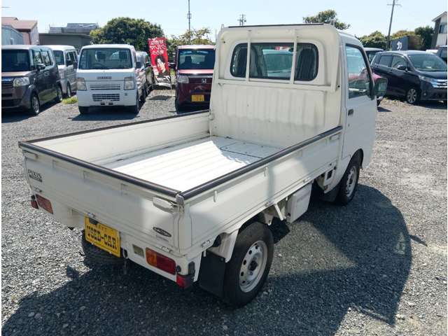 Toyota Pixis Truck 12