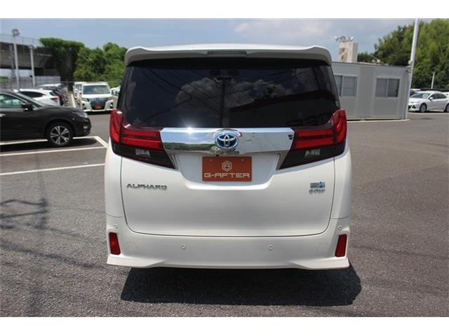 Toyota Alphard 12