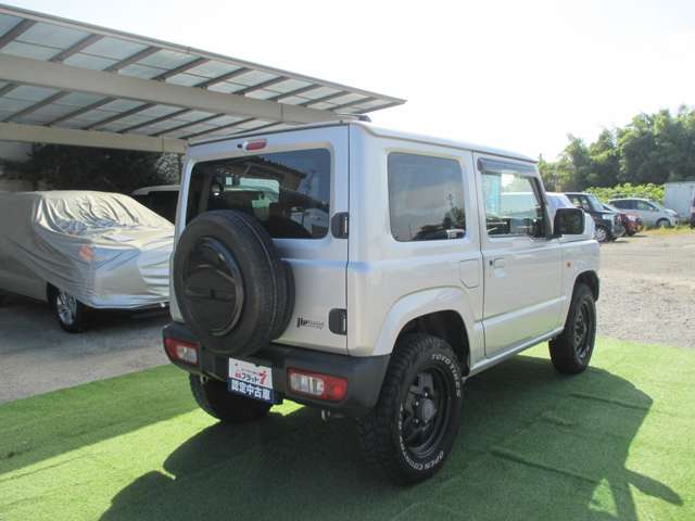 Suzuki Jimny 6