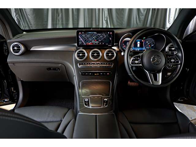 Mercedes-Benz GLC 12