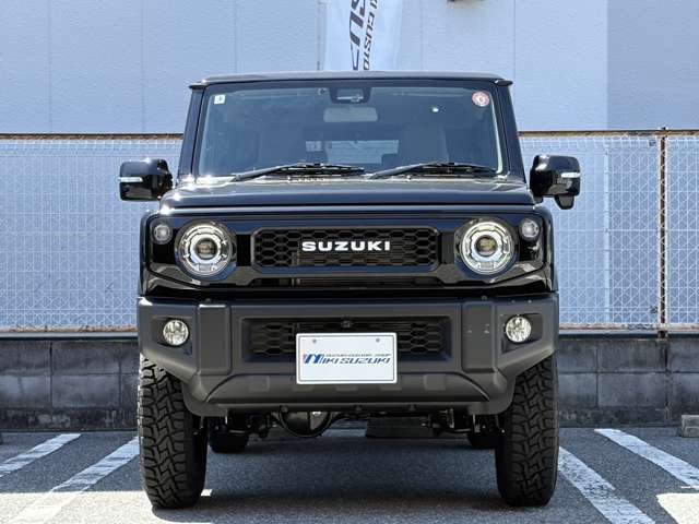 Suzuki Jimny 10