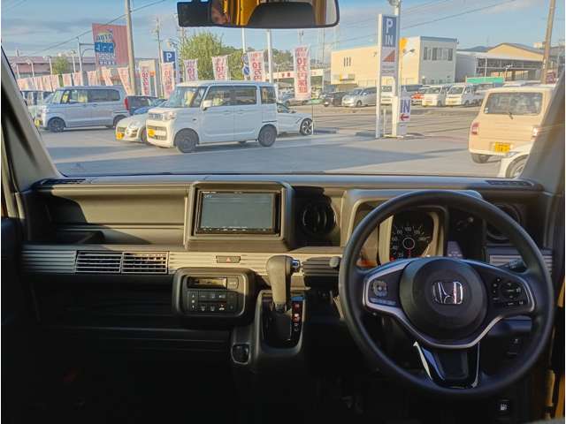 Honda N-VAN 10