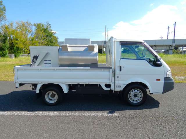 Mazda Bongo Truck 5