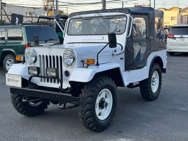 Mitsubishi Jeep 10