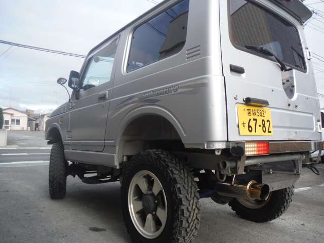 Suzuki Jimny 5