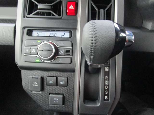 Daihatsu Taft 4