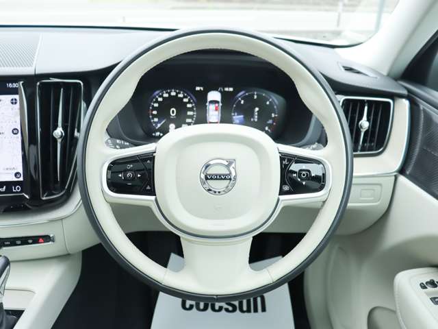Volvo XC60 12