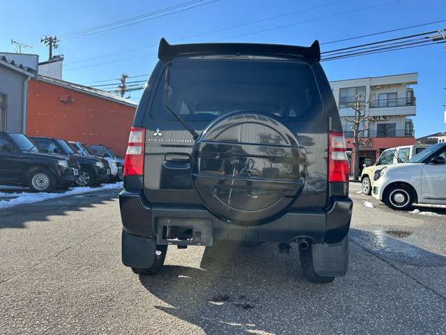 Mitsubishi Pajero Mini 7