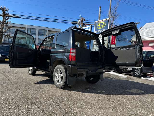 Mitsubishi Pajero Mini 10