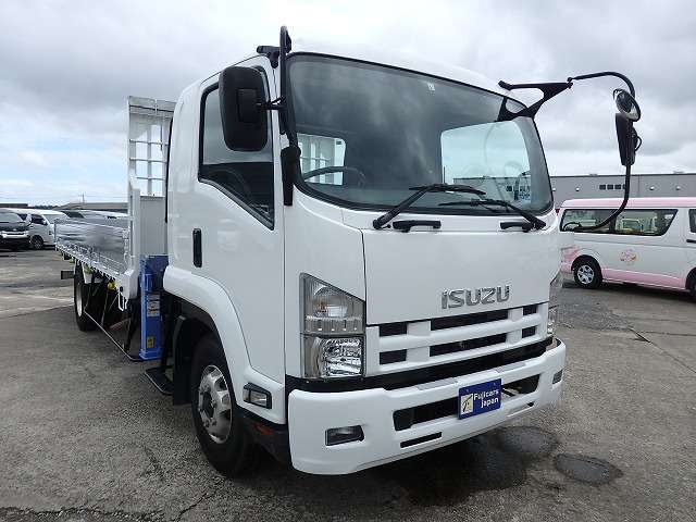 Isuzu Forward 4