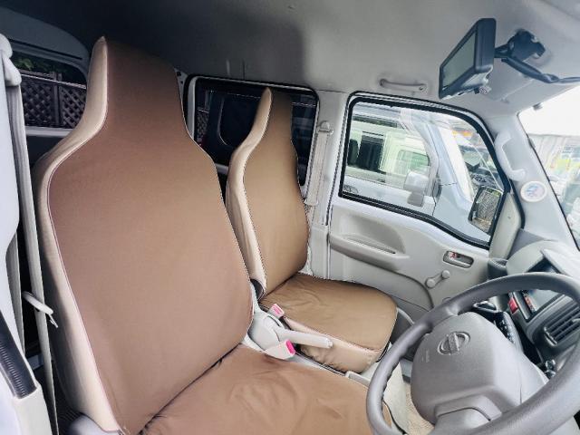 Nissan NV100 Clipper 4