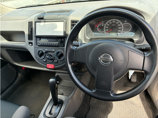 Nissan AD 3