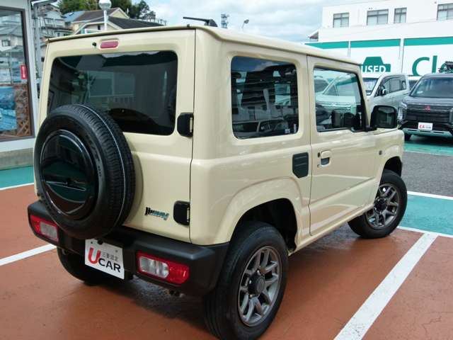 Suzuki Jimny 6