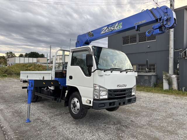 Isuzu Elf 4