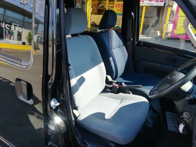 Daihatsu Hijet Deck Van 11