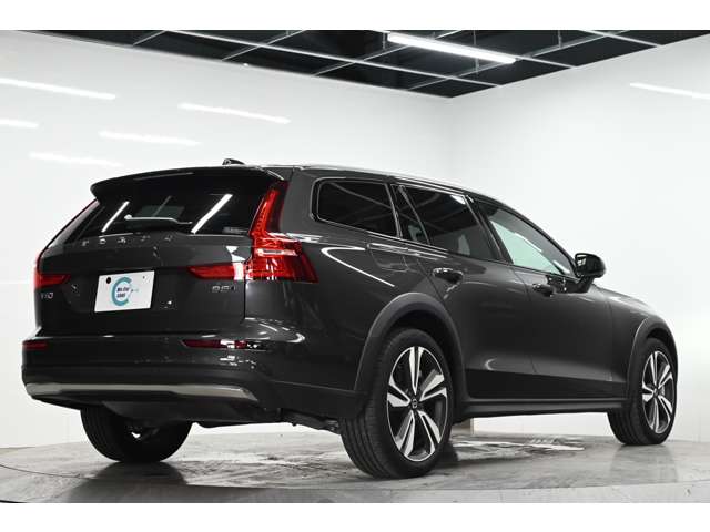 Volvo V60 Cross Country 7