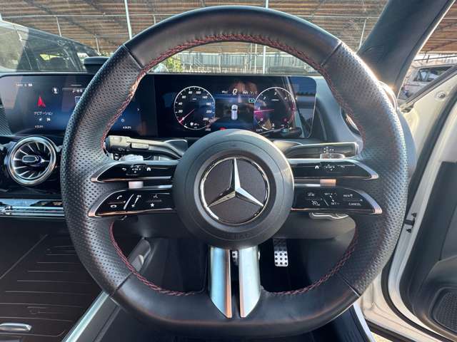 Mercedes-Benz GLB 11