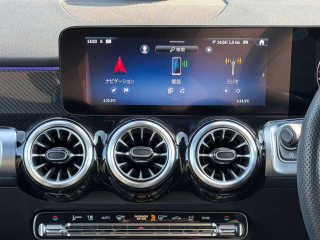 Mercedes-Benz GLB 12
