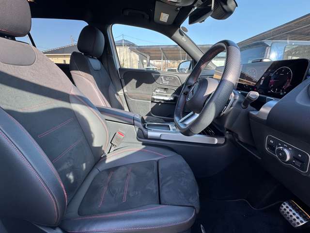 Mercedes-Benz GLB 6