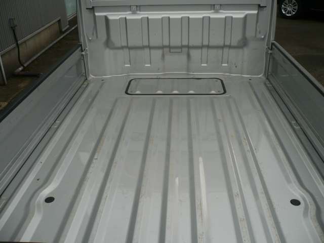 Mitsubishi Minicab Truck 11