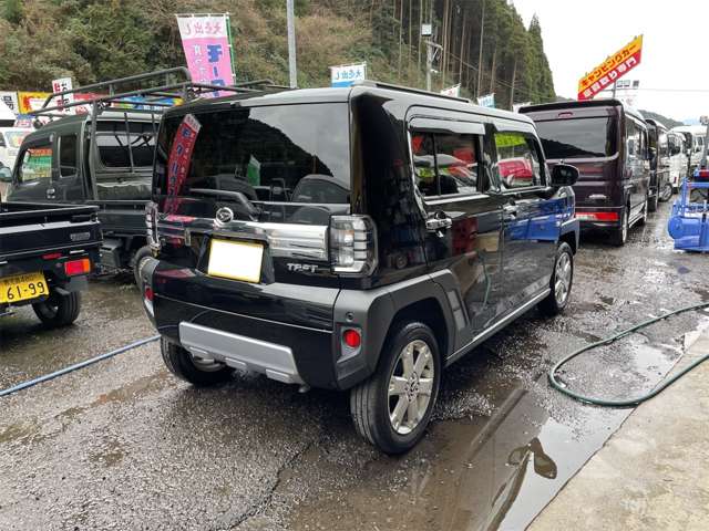 Daihatsu Taft 9
