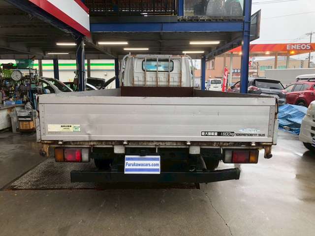 Isuzu Elf 5
