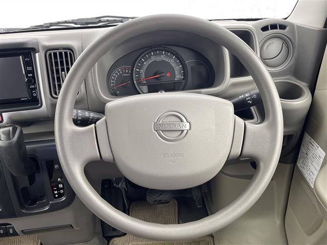 Nissan NV100 Clipper 7