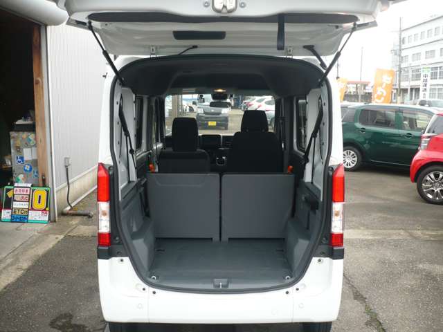 Honda N-VAN 12