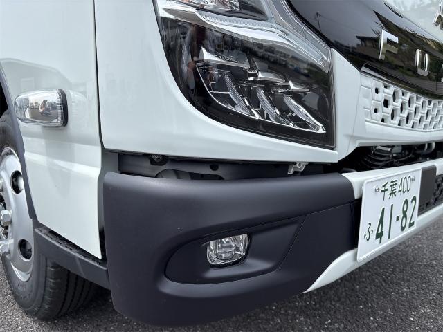 Mitsubishi Fuso Canter 9