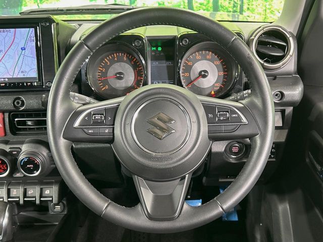 Suzuki Jimny 11