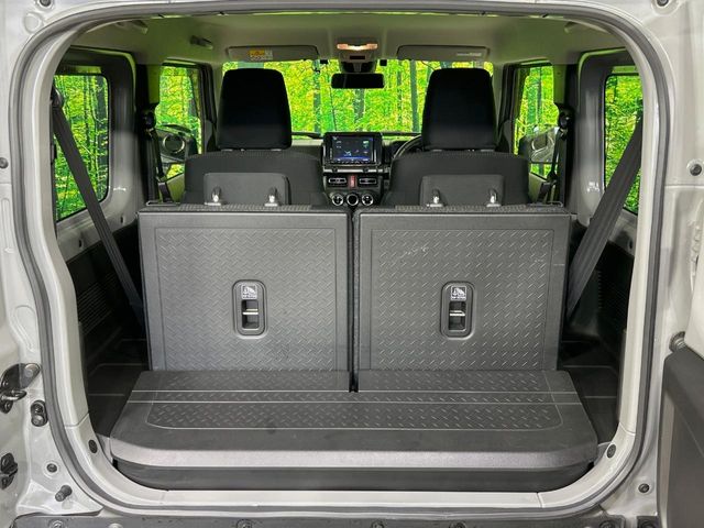 Suzuki Jimny 10