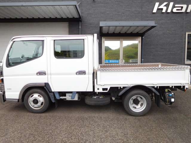 Mitsubishi Fuso Canter 9
