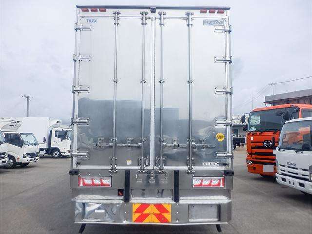 UD Trucks Quon 7