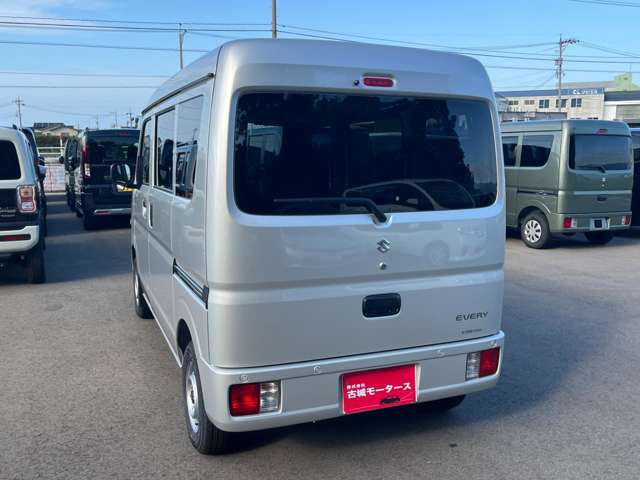 Suzuki Every 11