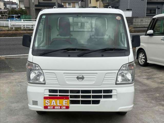 Nissan NT100 Clipper 12