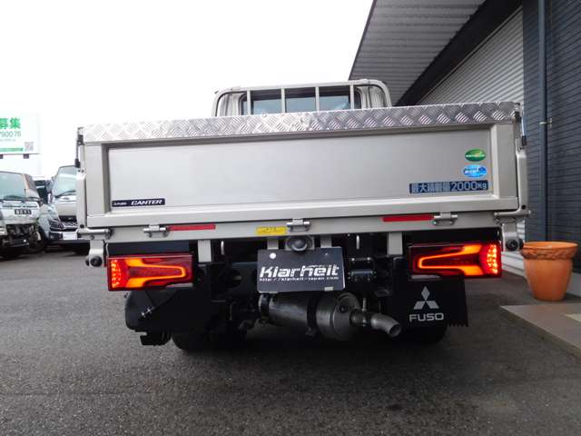 Mitsubishi Fuso Canter 10