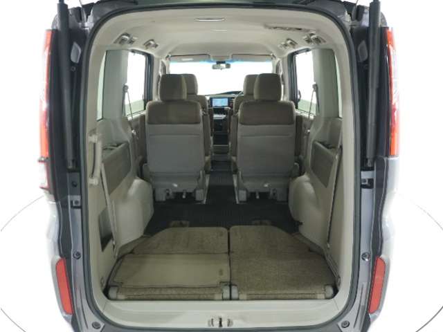 Honda Stepwgn 10